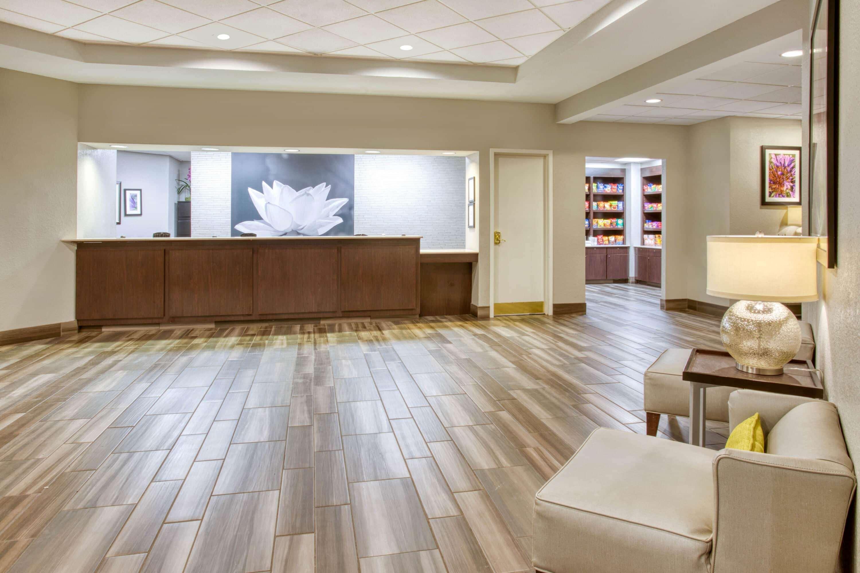 La Quinta By Wyndham Minneapolis Bloomington W - Free Airport Shuttle Экстерьер фото